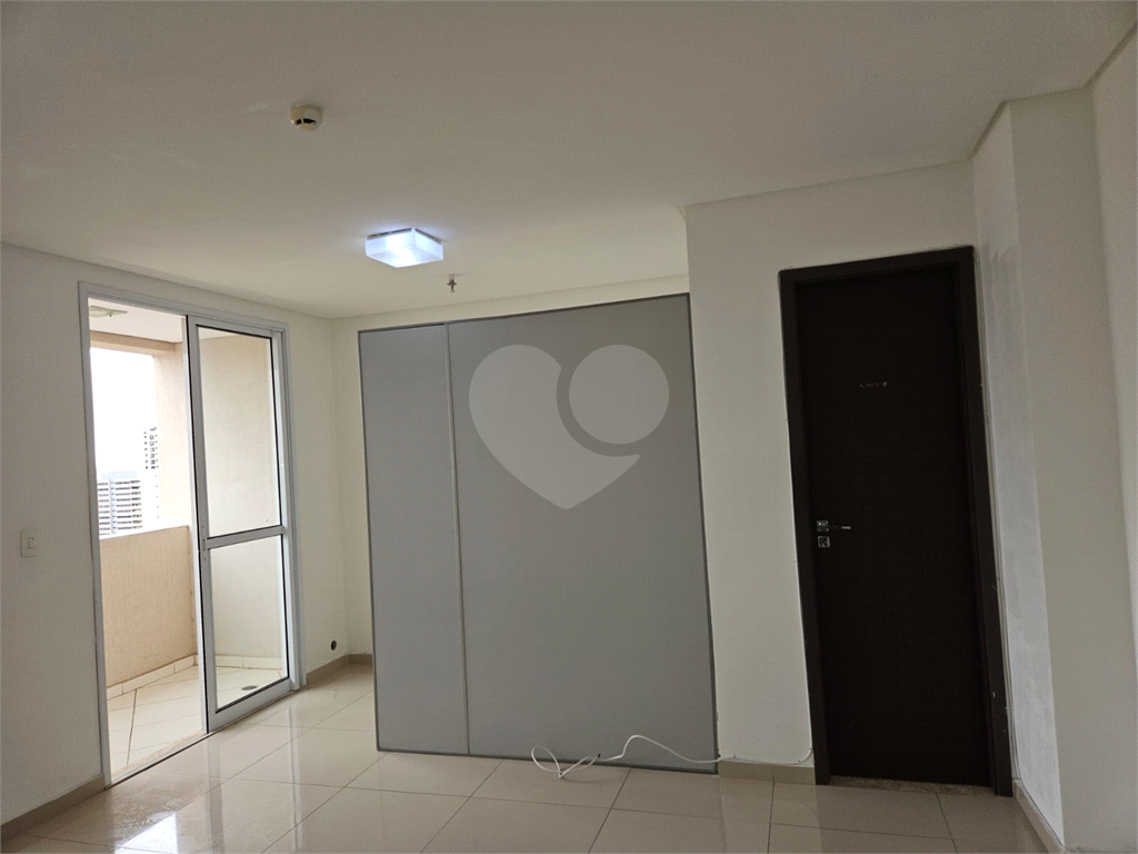 Sala Comercial à Venda no Ipiranga com 32m²