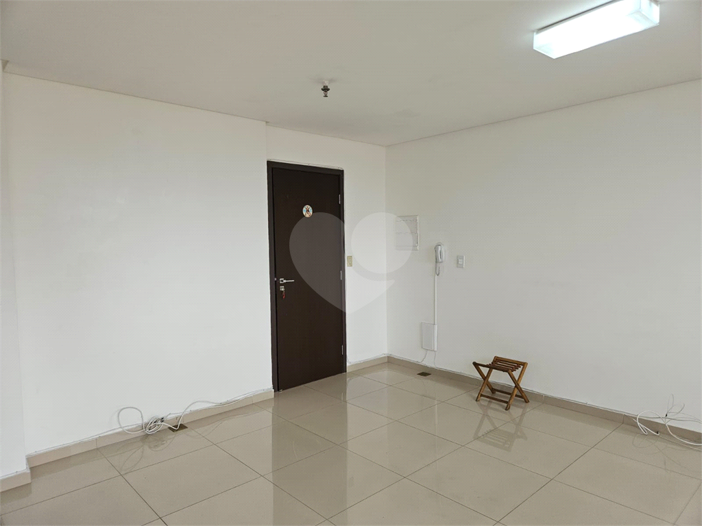 Sala Comercial à Venda no Ipiranga com 32m²