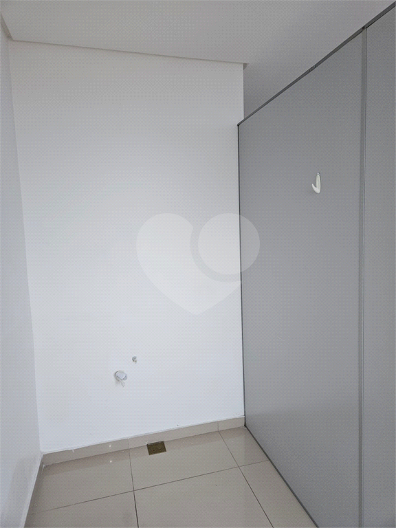 Sala Comercial à Venda no Ipiranga com 32m²