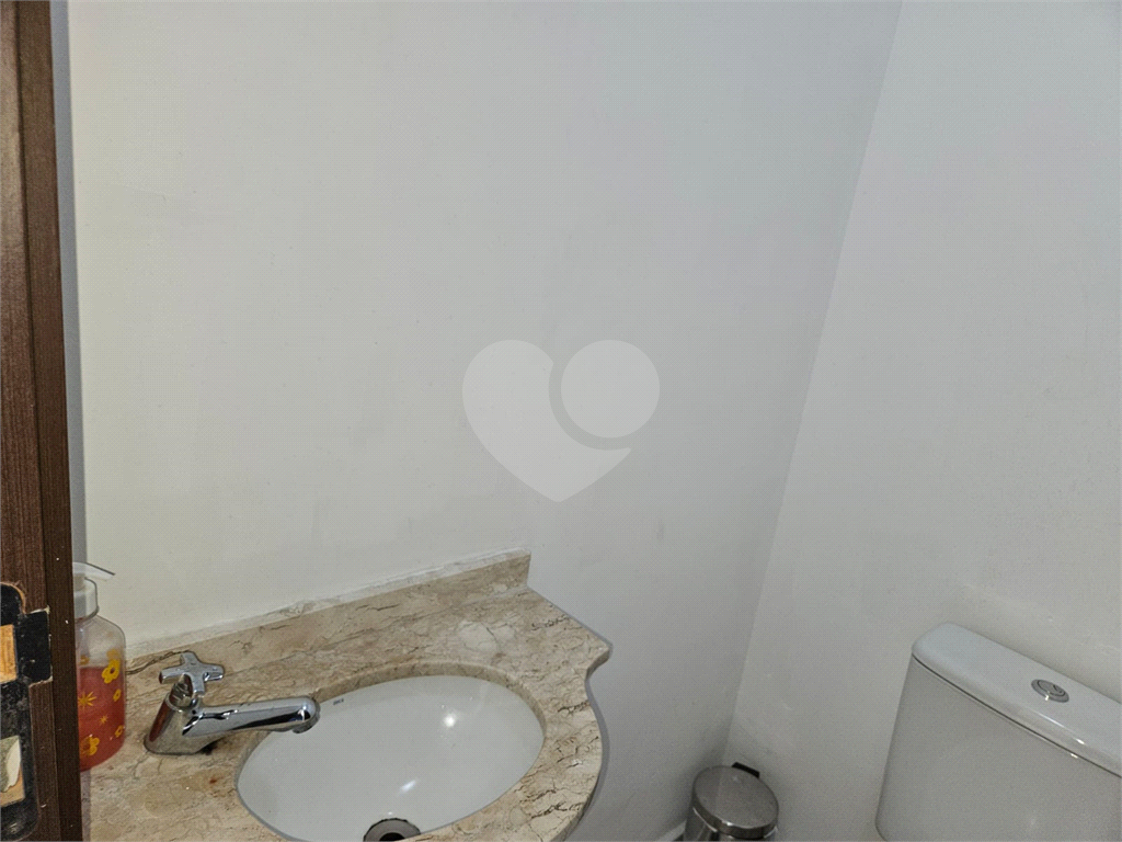 Sala Comercial à Venda no Ipiranga com 32m²