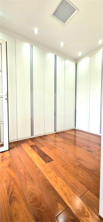 Casa de Condomínio à venda com 3 quartos, 670m² - Foto 36
