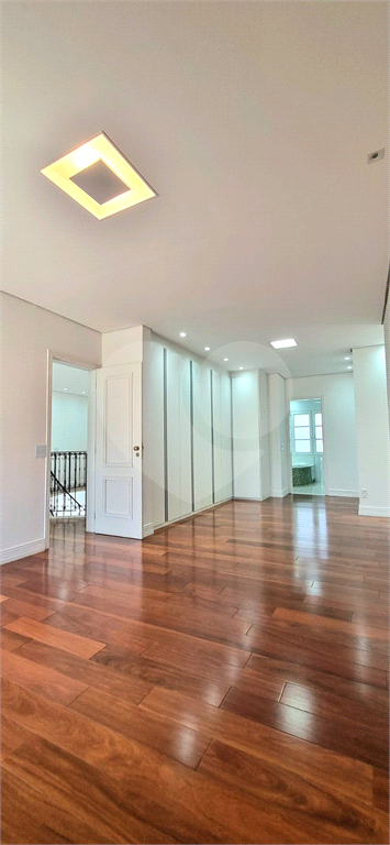Casa de Condomínio à venda com 3 quartos, 670m² - Foto 34