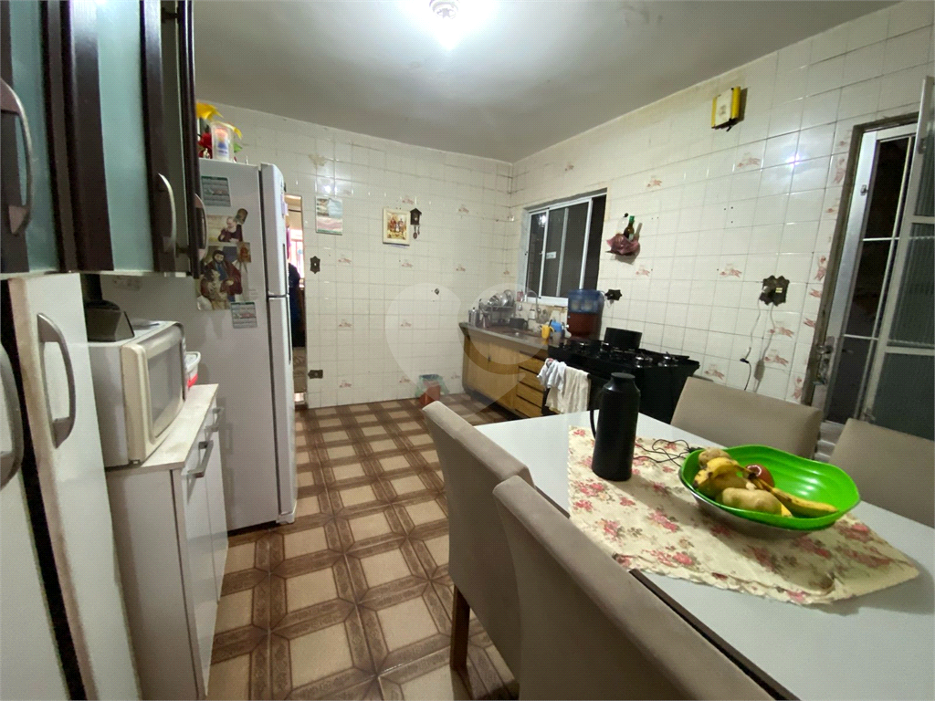 Sobrado com 3 residências, Vila Mazzei -  ideal para investimento ou para acomodar toda a família