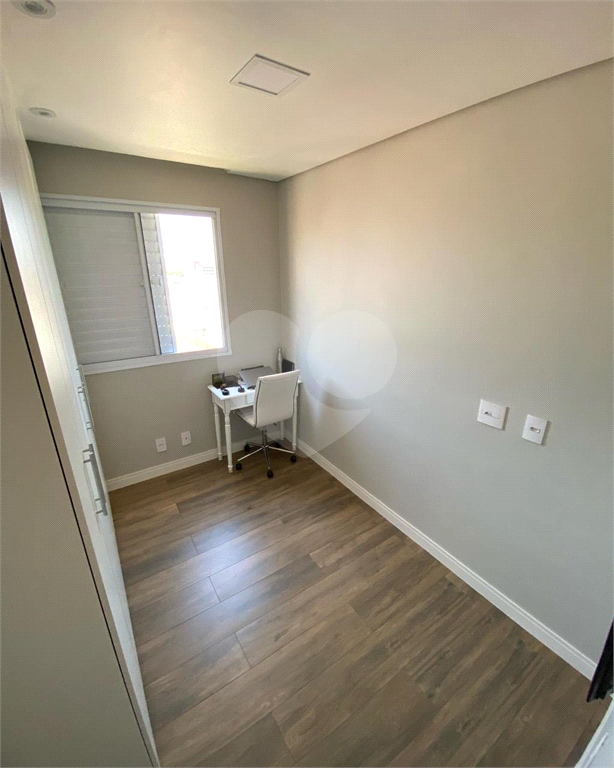 EXCELENTE APARTAMENTO Localizado no bairro do Bom Retiro próximo à Avenida Santos Dumont, com acesso