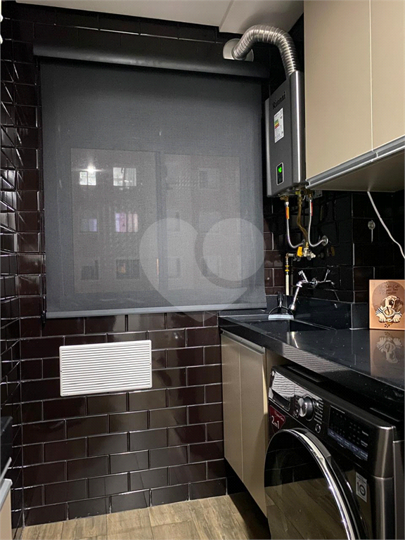EXCELENTE APARTAMENTO Localizado no bairro do Bom Retiro próximo à Avenida Santos Dumont, com acesso