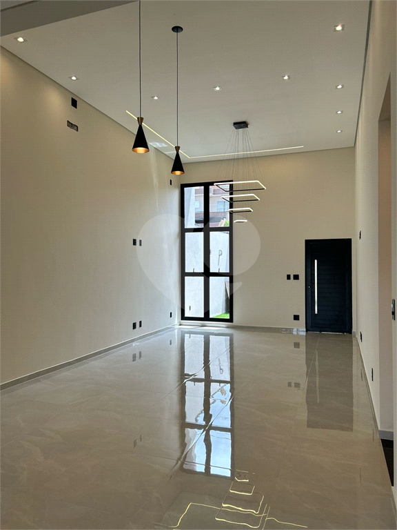 Casa à venda com 3 quartos, 166m² - Foto 4