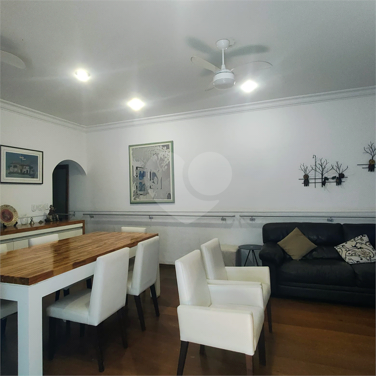 Casa à venda com 2 suítes na Água Fria