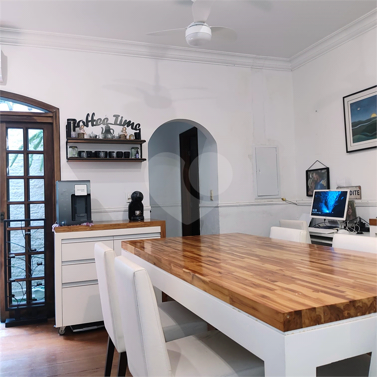 Casa à venda com 2 suítes na Água Fria