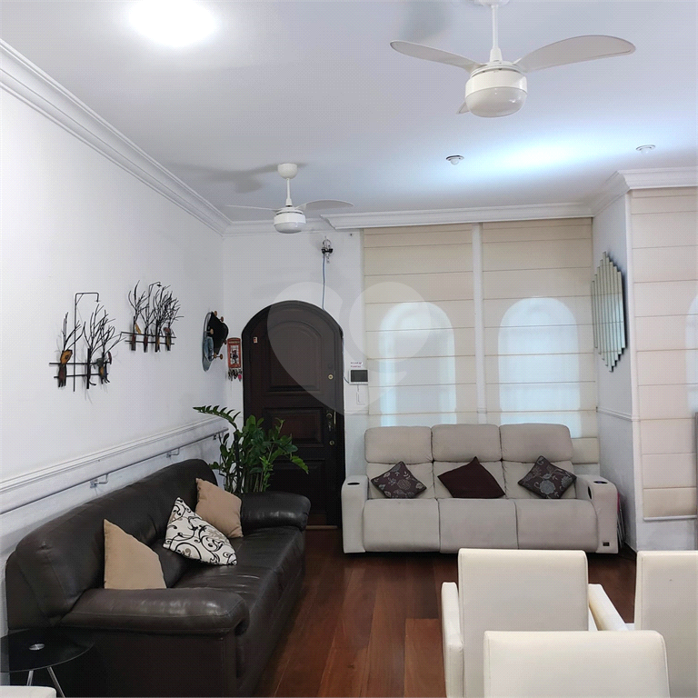 Casa à venda com 2 suítes na Água Fria