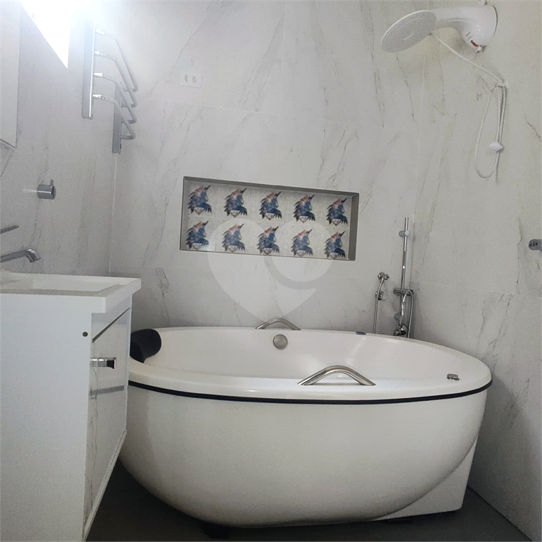 Casa à venda com 2 suítes na Água Fria