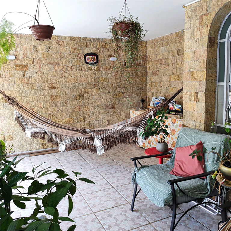 Casa à venda com 2 suítes na Água Fria