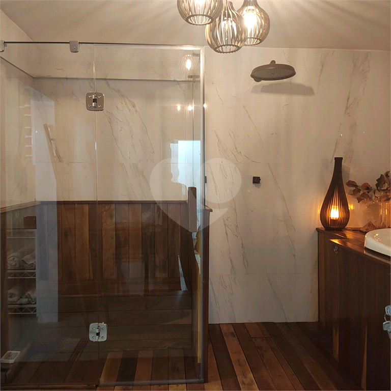 Casa à venda com 2 suítes na Água Fria