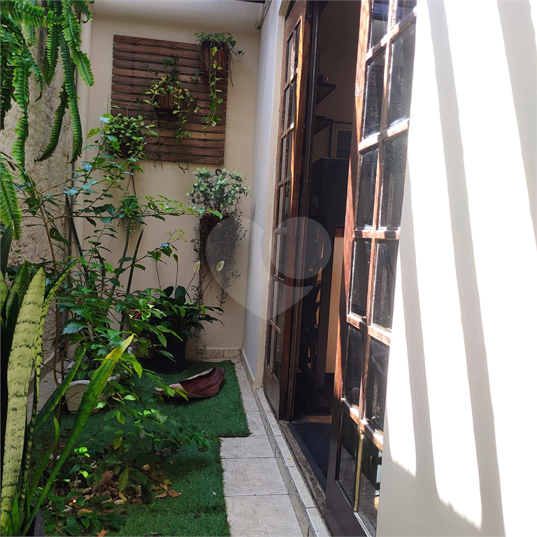 Casa à venda com 2 suítes na Água Fria