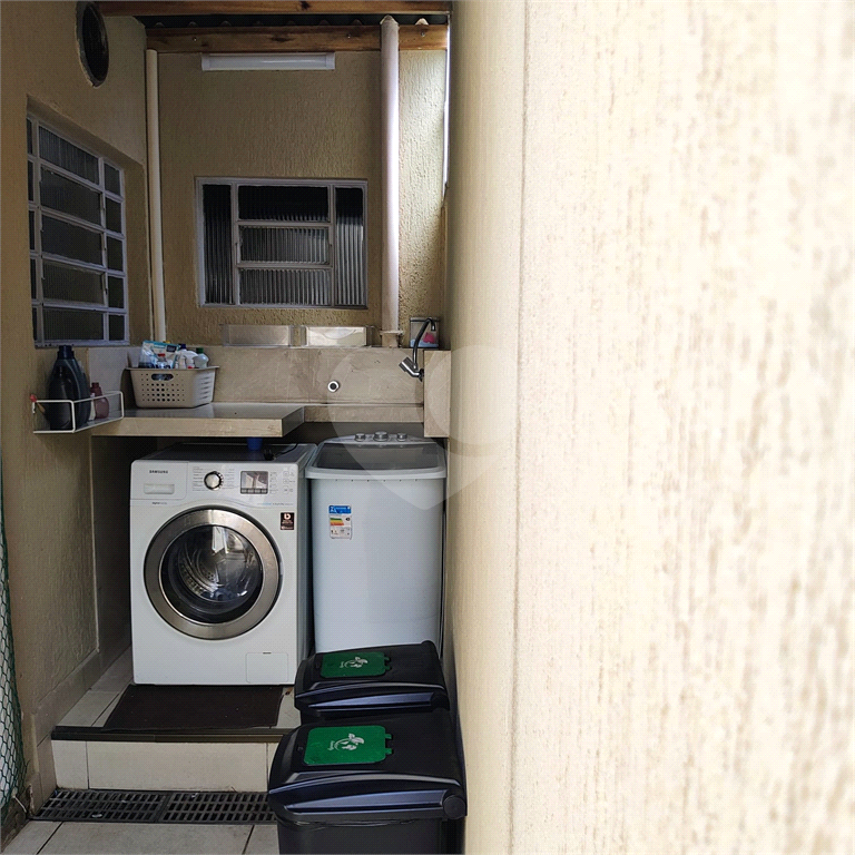 Casa à venda com 2 suítes na Água Fria