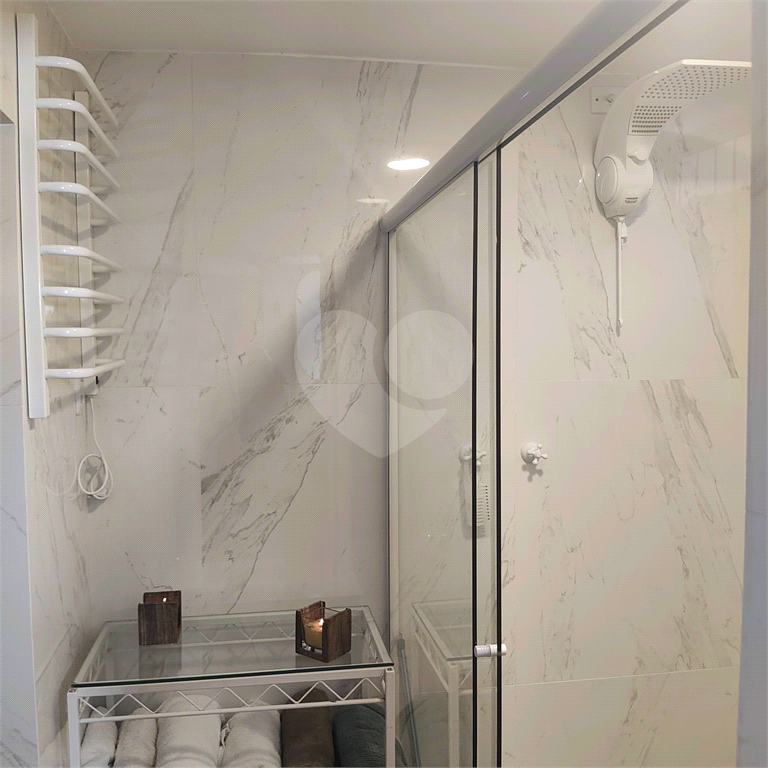 Casa à venda com 2 suítes na Água Fria