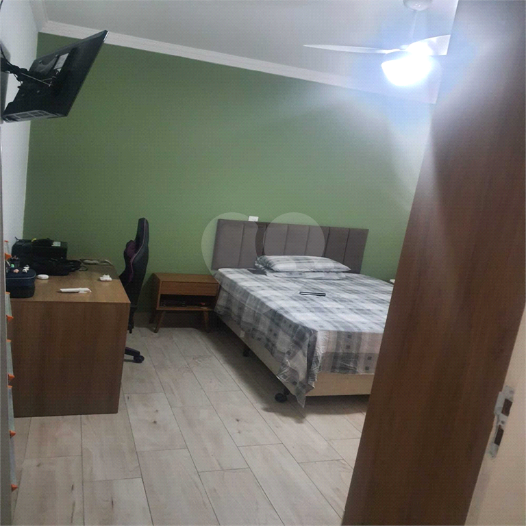 Casa à venda com 3 quartos, 180m² - Foto 3