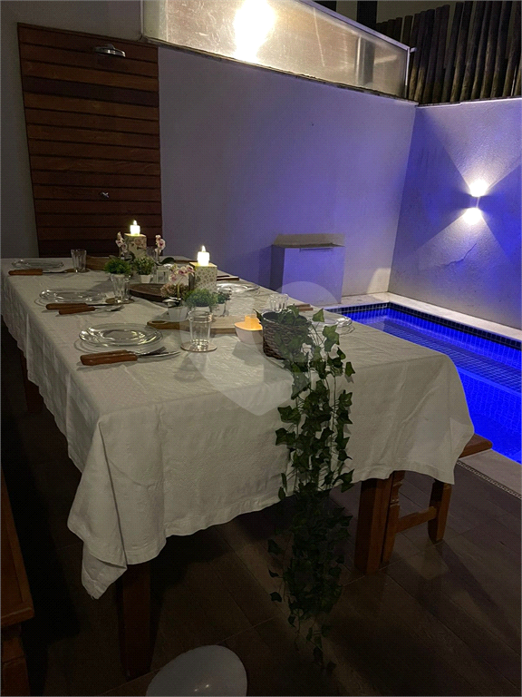 Casa no litoral norte nova e mobiliada 3 quartos, 1 suíte, 2 vagas, piscina, espaço gourmet Cambury