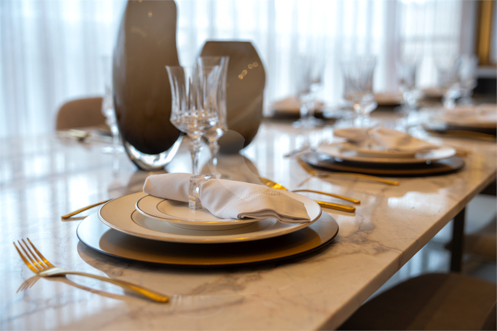 Alive Vila Prudente Lavvi: Apartamento de 188m² com 3 Suítes, Hall Privativo e Closet