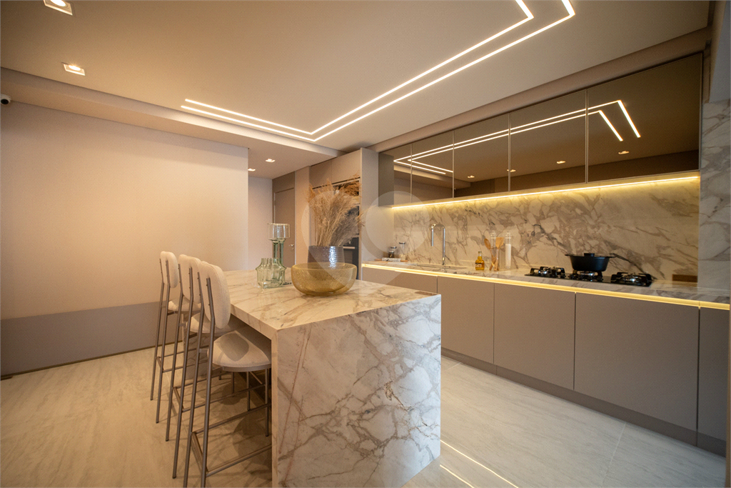 Alive Vila Prudente Lavvi: Apartamento de 188m² com 3 Suítes, Hall Privativo e Closet