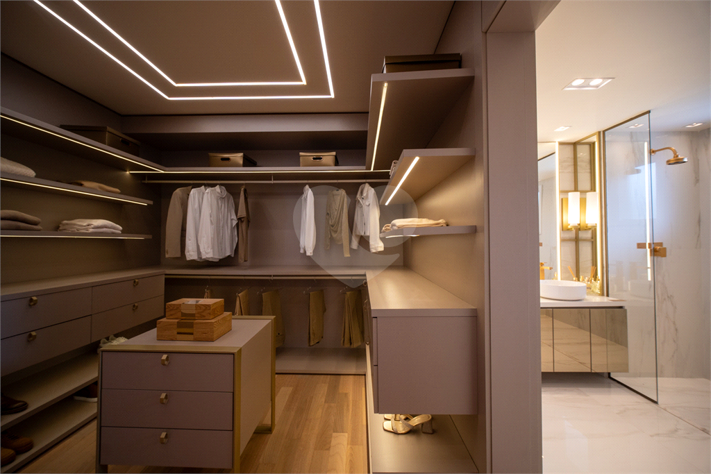 Alive Vila Prudente Lavvi: Apartamento de 188m² com 3 Suítes, Hall Privativo e Closet