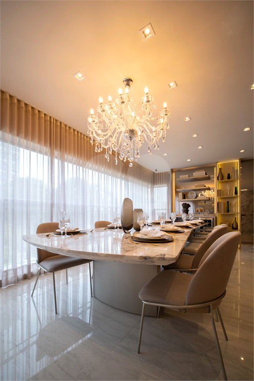 Alive Vila Prudente Lavvi: Apartamento de 188m² com 3 Suítes, Hall Privativo e Closet