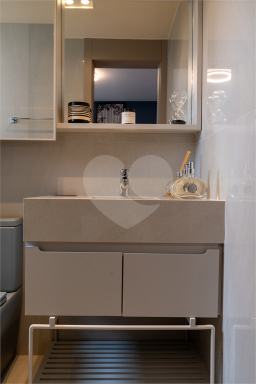 Alive Vila Prudente Lavvi: Apartamento de 188m² com 3 Suítes, Hall Privativo e Closet