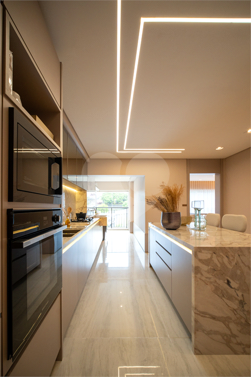 Alive Vila Prudente Lavvi: Apartamento de 188m² com 3 Suítes, Hall Privativo e Closet