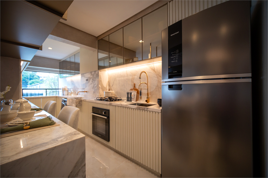 Apartamento de 85m² com 3 Dormitórios (ou Sala Ampliada) e 1 Vaga