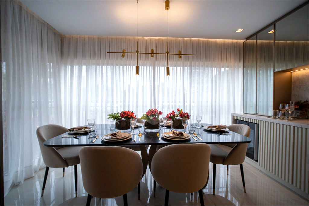 Apartamento de 85m² com 3 Dormitórios (ou Sala Ampliada) e 1 Vaga