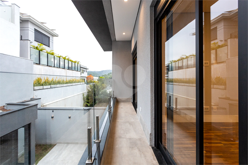Casa a venda em  Residencial Itahyê | 5 Suítes.







