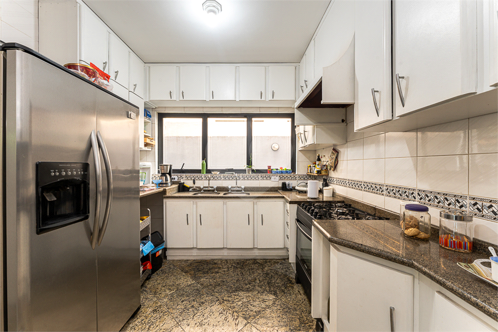 Casa de Alto Padrão no Alphaville Residencial 9 – Venda ou Locação!