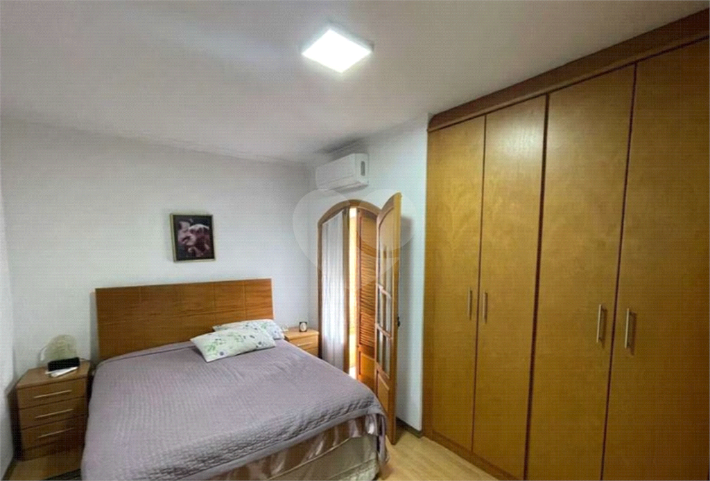 Casa à Venda 300m²| 3 Suítes| Churrasqueira| Piscina| 5 Vagas na Vila Maria