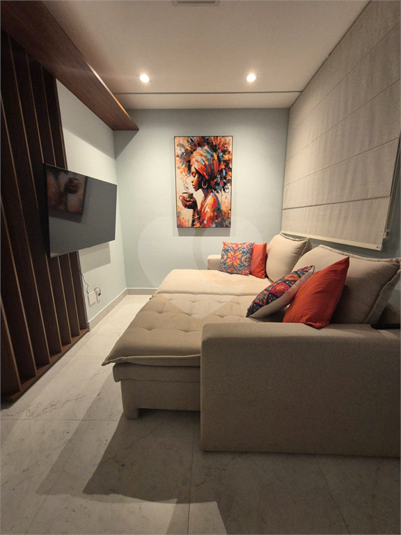 Apartamento de 1 dormitório  – 63m² – 1 vaga de garagem à 300 metros do metrô Tucuruvi 
