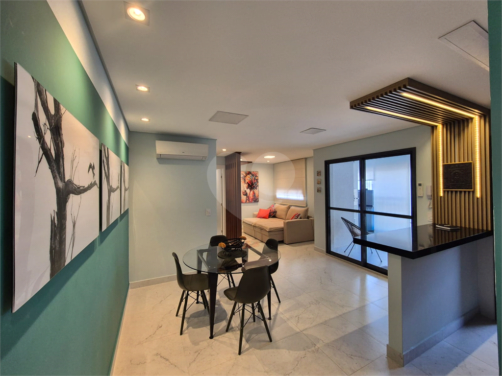 Apartamento de 1 dormitório  – 63m² – 1 vaga de garagem à 300 metros do metrô Tucuruvi 
