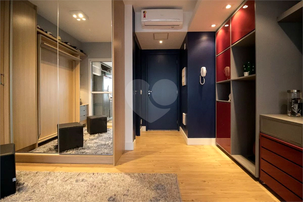 Studio com garagem, na Vila Mariana /Klabin