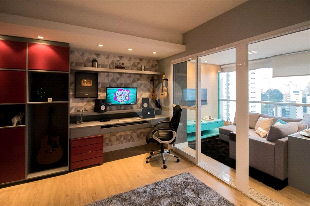 Studio com garagem, na Vila Mariana /Klabin