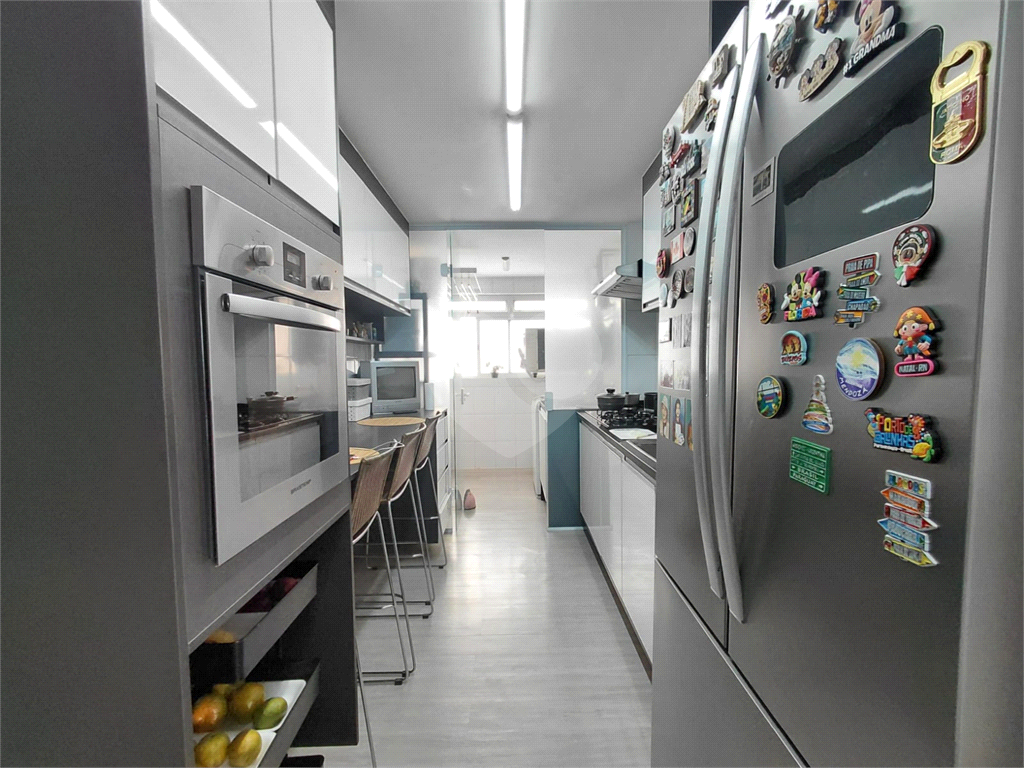 Imóvel com 96m² sala de 2 ambientes com varanda, 3 quartos, 2 vagas com lazer Vila Romana