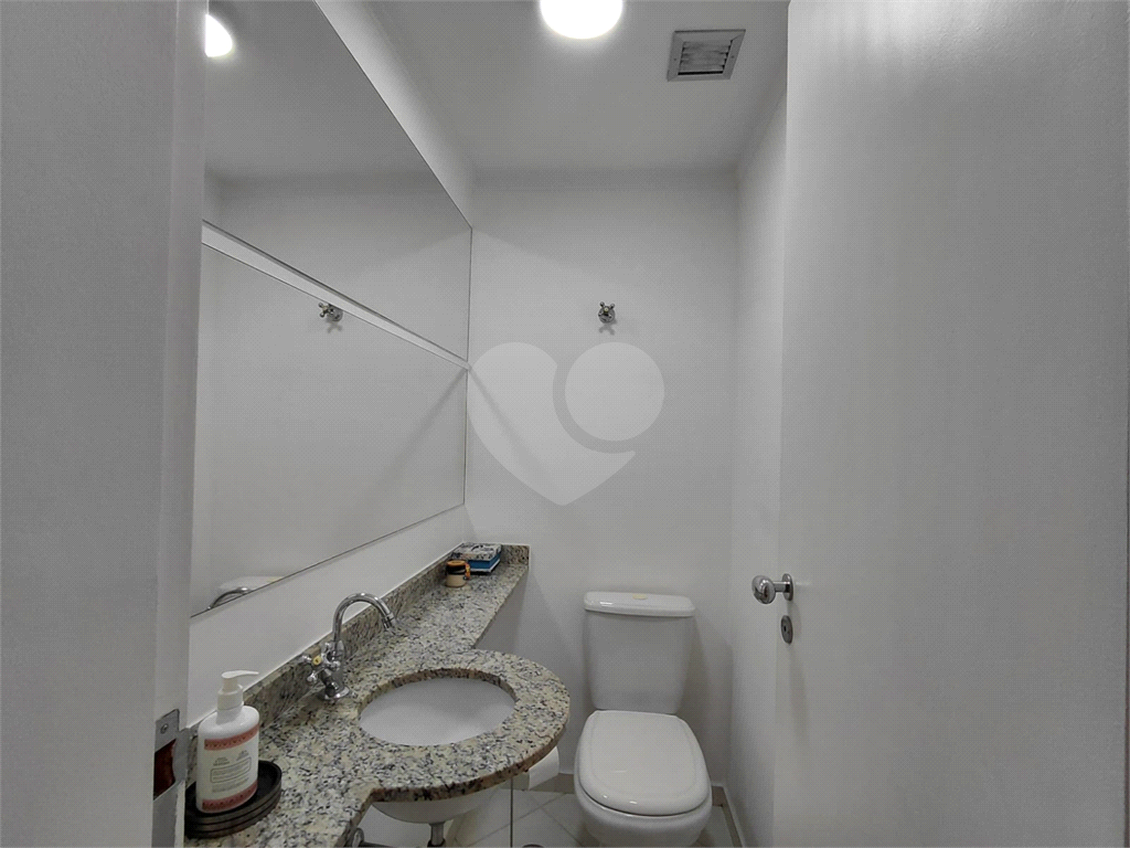 Imóvel com 96m² sala de 2 ambientes com varanda, 3 quartos, 2 vagas com lazer Vila Romana