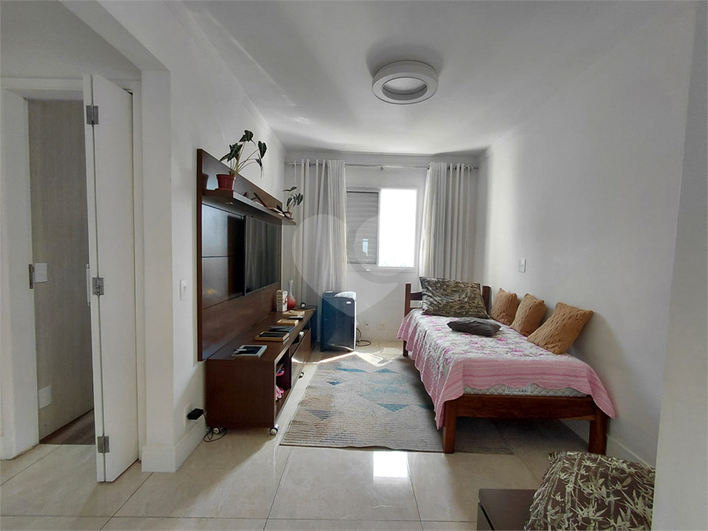 Imóvel com 96m² sala de 2 ambientes com varanda, 3 quartos, 2 vagas com lazer Vila Romana