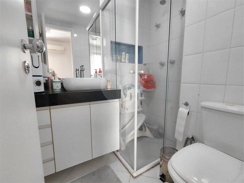 Imóvel com 96m² sala de 2 ambientes com varanda, 3 quartos, 2 vagas com lazer Vila Romana