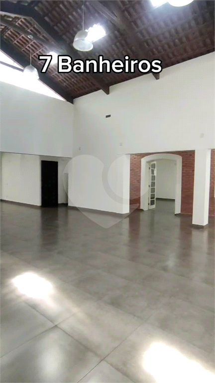 Casa para alugar com 7 quartos, 750m² - Foto 17