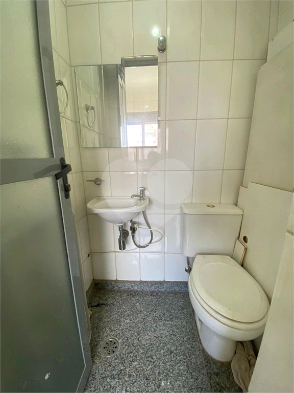 SEU NOVO LAR ESPERA POR VOCÊ NA VILA PAULICÉIA! 