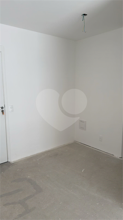 Imóvel 41m², récem entregue, possui 2 dorm. lazer completo Lapa