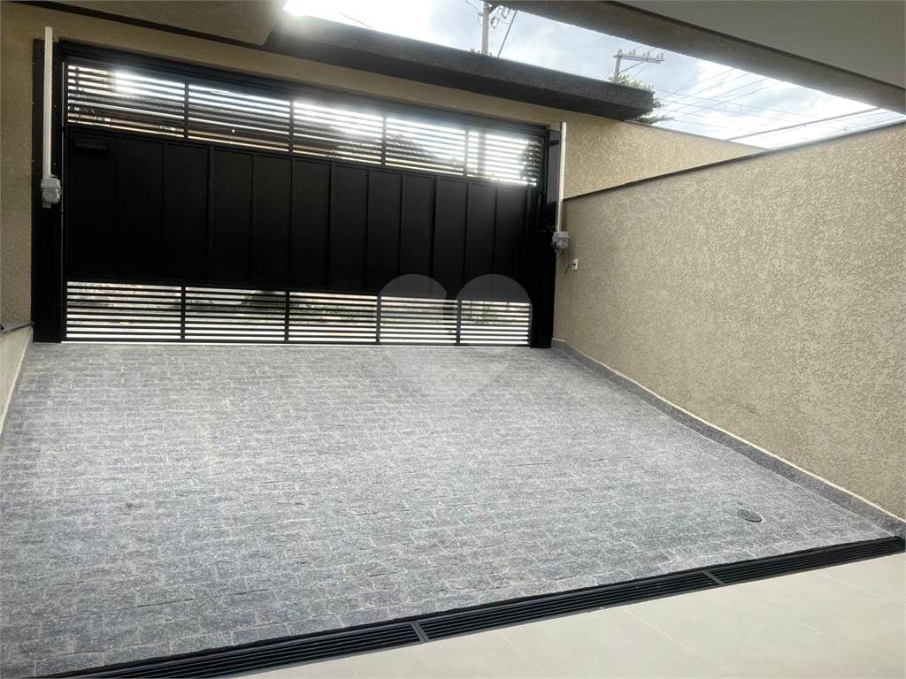 Sobrado recém construído, alto padrão, 3 dormitórios, 1 suite com sacada,, 4 vagas, piscina - Pirituba SP