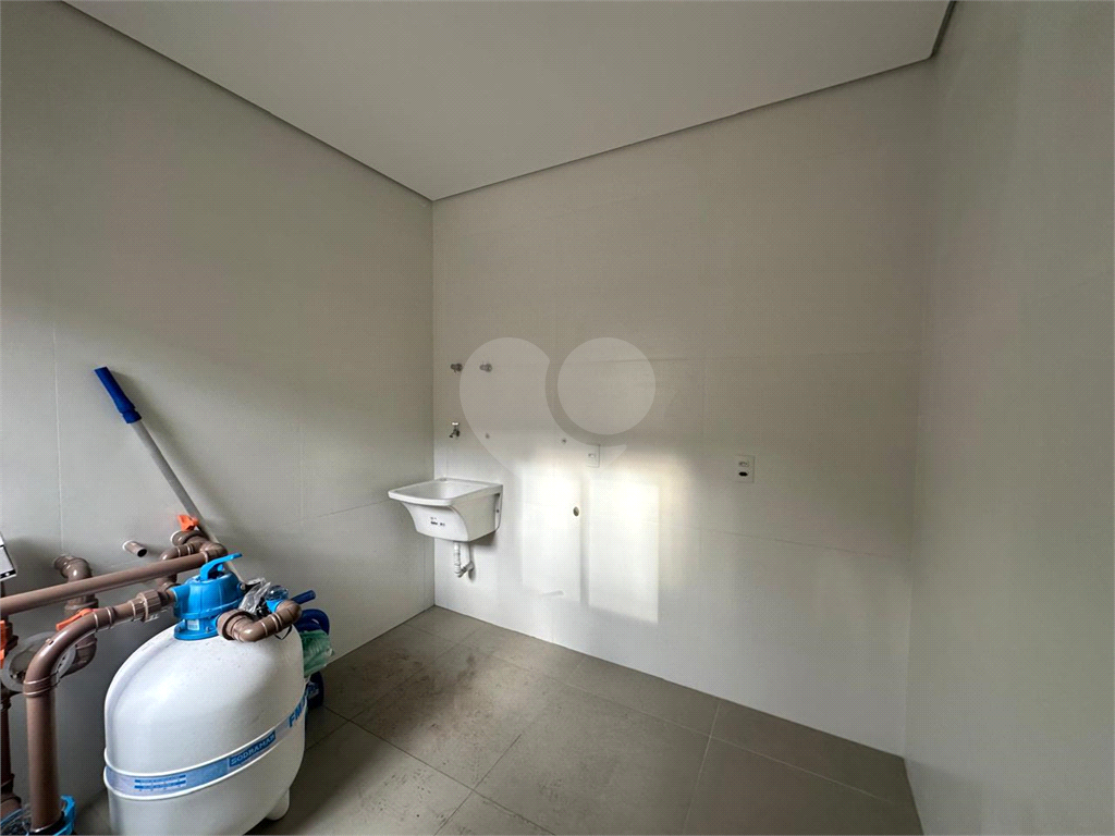 Sobrado recém construído, alto padrão, 3 dormitórios, 1 suite com sacada,, 4 vagas, piscina - Pirituba SP