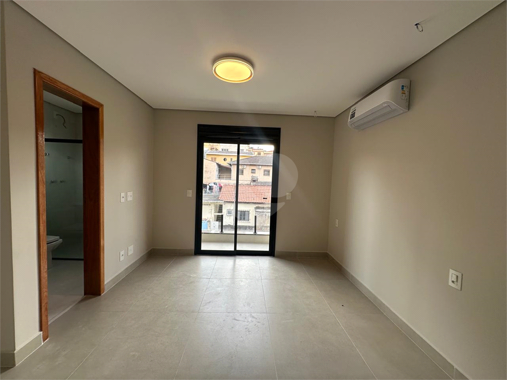 Sobrado recém construído, alto padrão, 3 dormitórios, 1 suite com sacada,, 4 vagas, piscina - Pirituba SP