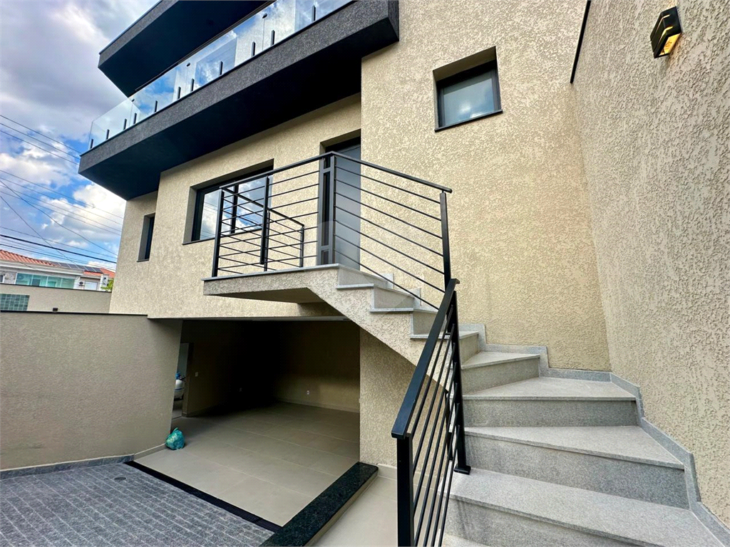 Sobrado recém construído, alto padrão, 3 dormitórios, 1 suite com sacada,, 4 vagas, piscina - Pirituba SP