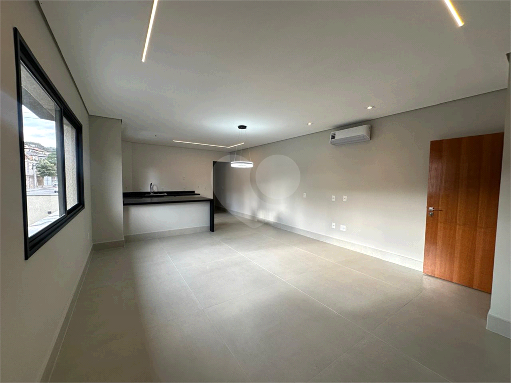 Sobrado recém construído, alto padrão, 3 dormitórios, 1 suite com sacada,, 4 vagas, piscina - Pirituba SP