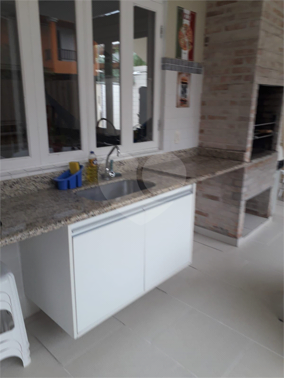 Sobrado à venda em condominio | 3 quartos sendo 3 suites | 136m² em Juquehy