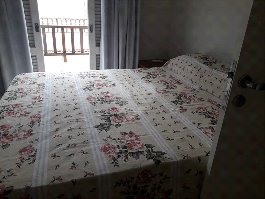 Sobrado à venda em condominio | 3 quartos sendo 3 suites | 136m² em Juquehy